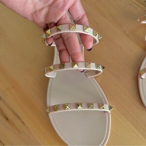 Steven by Steve Madden studded jelly sandals 9.5